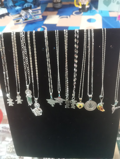 JOYERIA Y NOVEDADES YAMILET