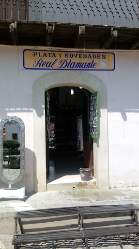 Real Diamante