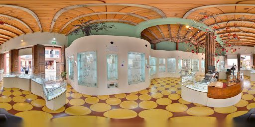 FLORA MARIA Joyas de la Tierra