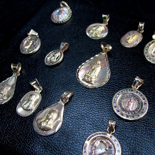 KIRIBUKY JOYAS & MOISSANITAS