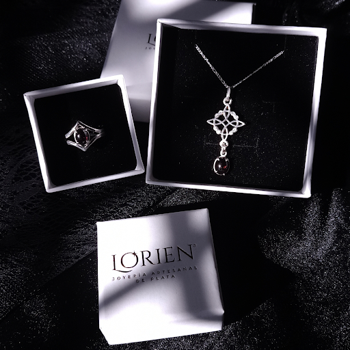 Lórien Joyería Artesanal de Plata