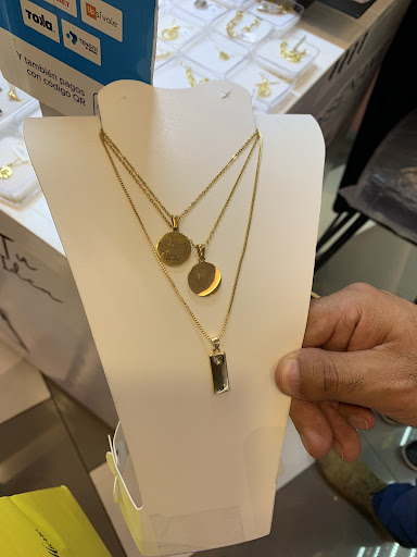 GLOZZ JOYERÍA