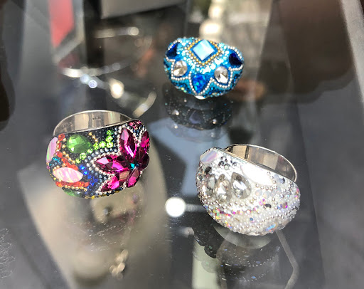 Urías Guillermo - joyería