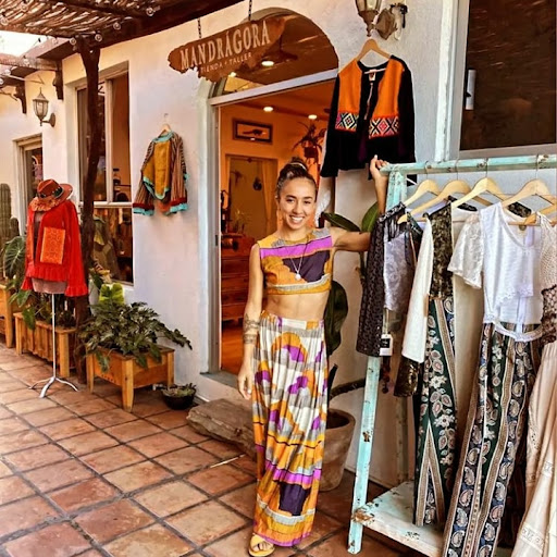 Amaya Gubelin Fashion Designer