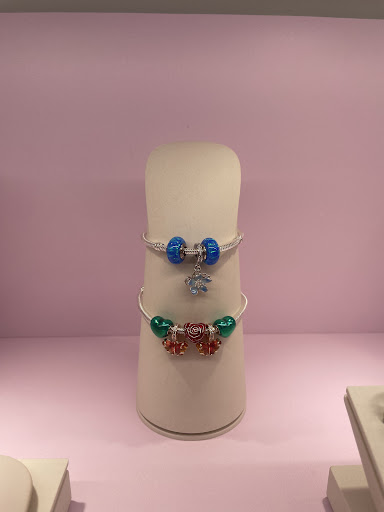 PANDORA GALERÍAS CELAYA