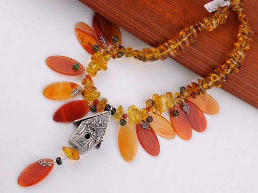 Flora María "Joyas de la Tierra